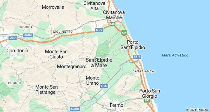 Appartamento con 5 locali in vendita in Via Petrarca, Cascinare, Sant'Elpidio a Mare
