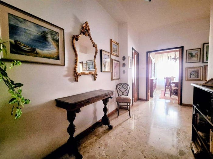 Appartamento quadrilocale in vendita in Adriatico, Ancona
