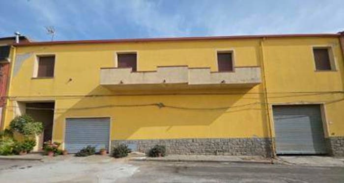 Appartamento con 6 locali in vendita in Via Giovanni Pascoli, Pattada