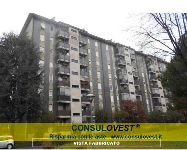 Appartamento trilocale in vendita in Via Appennini, Gallaratese, Milano