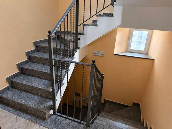 Casa con 6 locali in vendita in Casina