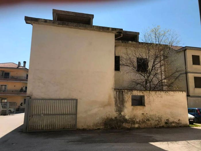 Casa in vendita in Via M A Colonna SNC, Centro, Avezzano