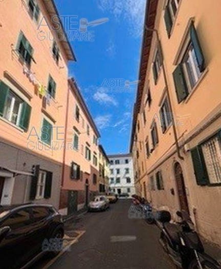 Appartamento quadrilocale in vendita in Via Chiellini, Cisternone, Livorno