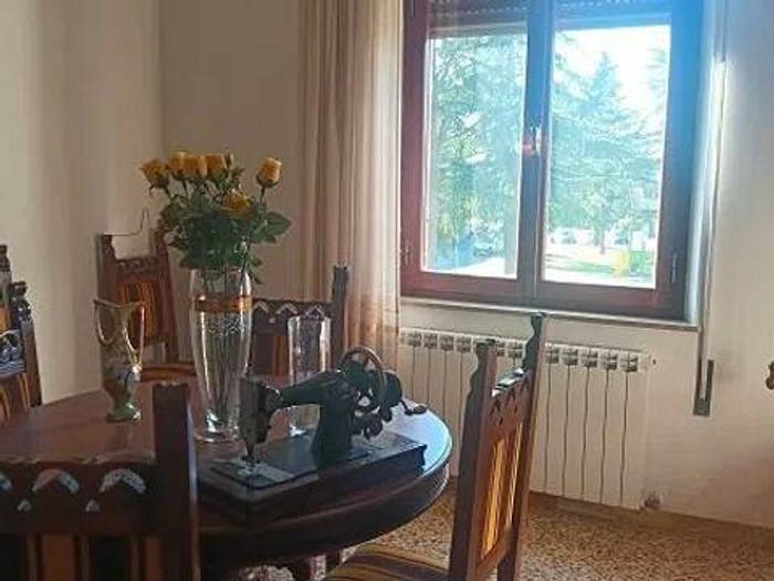 Casa con 6 locali in vendita in Centro, Asciano