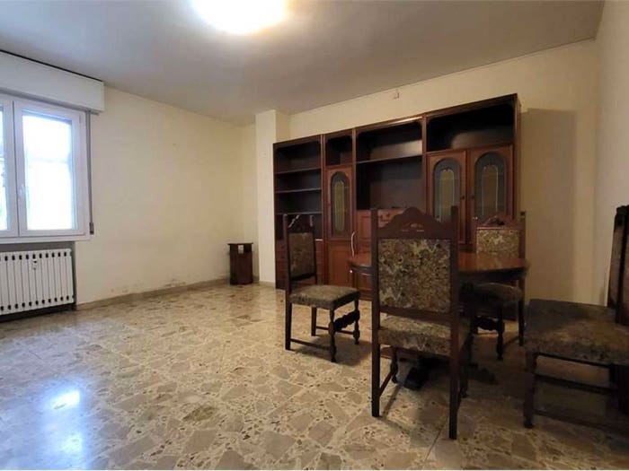 Appartamento con 5 locali in vendita in Viale Gramsci, Sacca Stazione, Modena