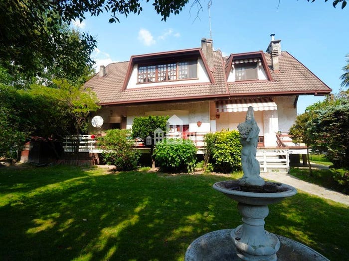 Casa con 6 locali in vendita in Località Grangia, Cuorgnè