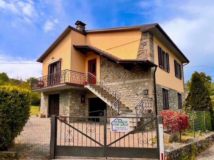 Casa con 5 locali in vendita in Via Lama, Caprese Michelangelo