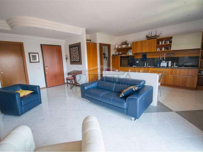 Appartamento quadrilocale in vendita in via gadda, Viale Libertà, Monza