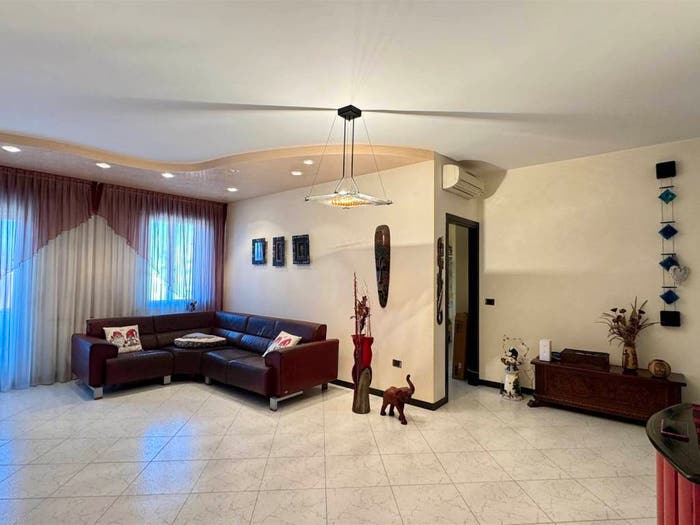 Appartamento con 5 locali in vendita in Sottomarina, Chioggia