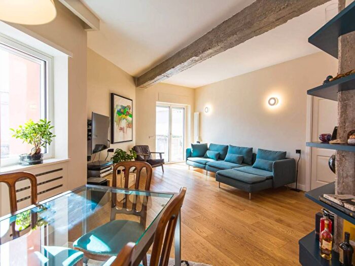 Appartamento quadrilocale in vendita in Trastevere, Roma