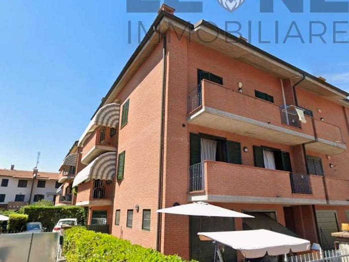 Casa con 6 locali in vendita in via ravenna, Centro, Vignola