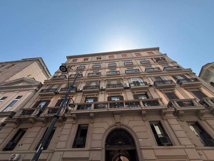 Appartamento quadrilocale in vendita in Via Santa Lucia, Santa Lucia, Napoli