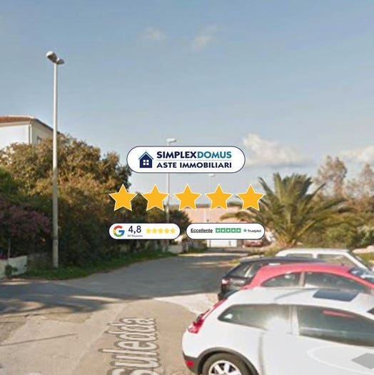 Appartamento trilocale in vendita in Via Isuledda, La Maddalena