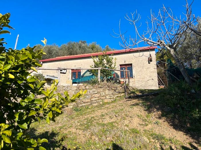 Casa bilocale in vendita in Via Montestella, Centro, Omignano