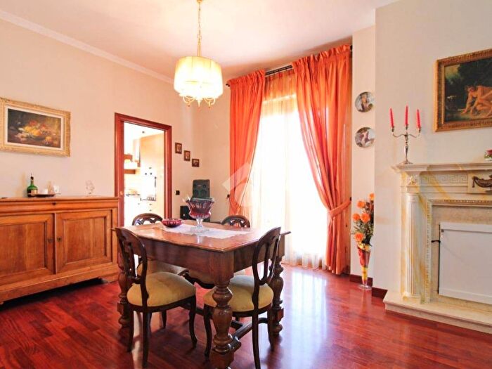 Appartamento con 6 locali in vendita in Via Svizzera, Centro, Roseto degli Abruzzi