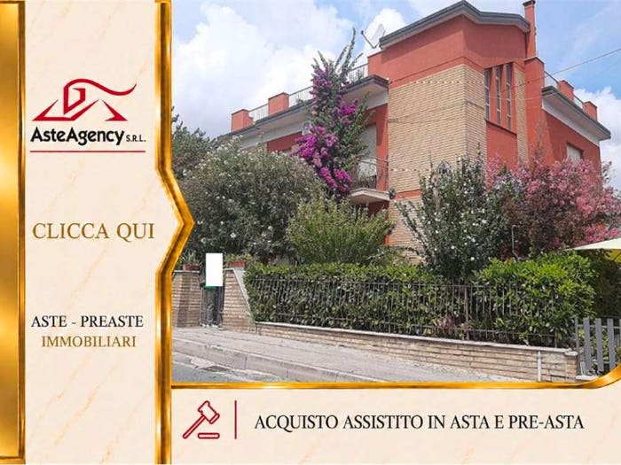 Appartamento con 5 locali in vendita in Viale Eugenio Niccolai, Centro, Corridonia
