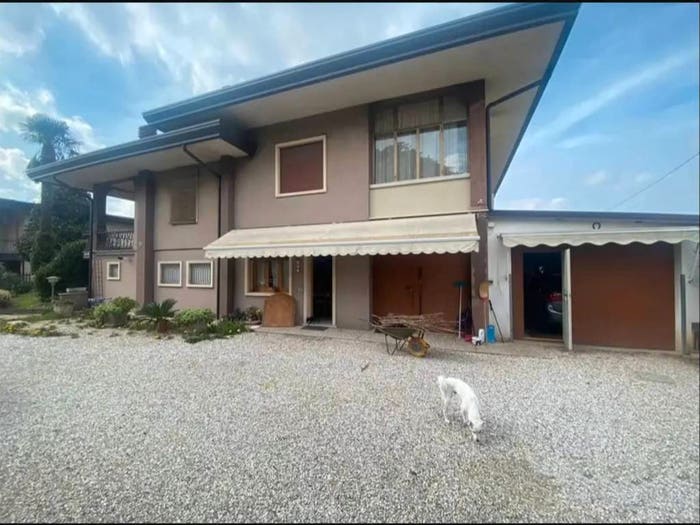Casa con 6 locali in vendita in Via Settepertiche, Centro, Masi