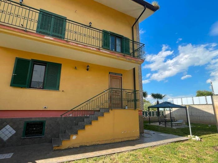 Casa con 6 locali in vendita in Via Basso Casale, Santa Maria Ingrisone, San Nicola Manfredi