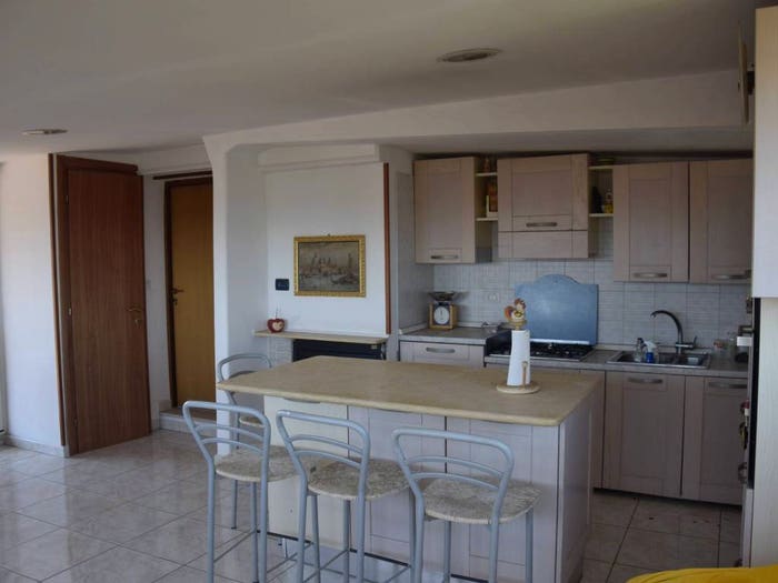Appartamento trilocale in vendita in Via Giuseppe Paone, Centro, Formia