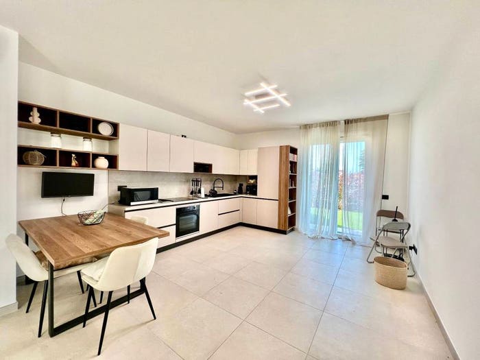 Appartamento trilocale in vendita in Via Antonio Vivaldi, Centro, Castiglione delle Stiviere