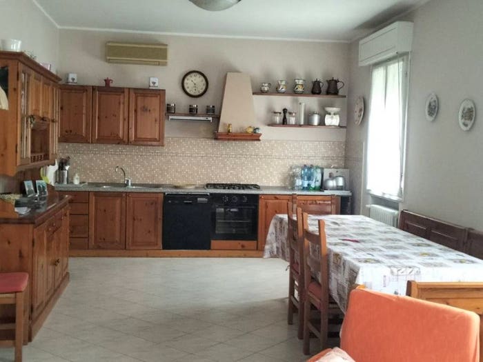 Casa con 6 locali in vendita in Centro, Reggiolo