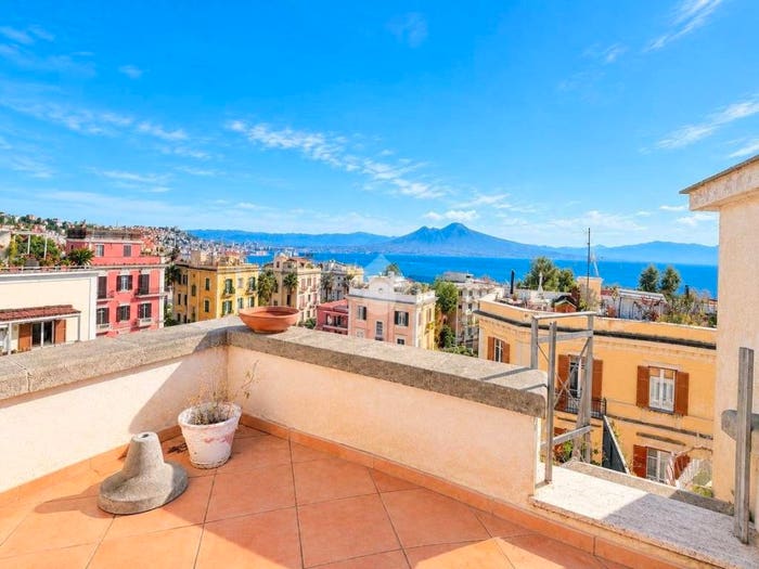 Appartamento bilocale in affitto in Via giovanni capurro, Posillipo, Napoli