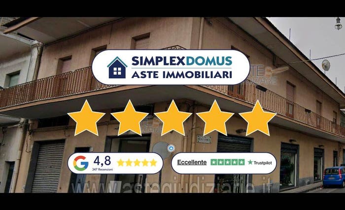 Appartamento con 6 locali in vendita in Corso Sicilia, Centro, Giarre