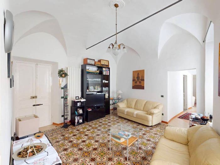 Appartamento con 6 locali in vendita in Via Carmine, Laigueglia