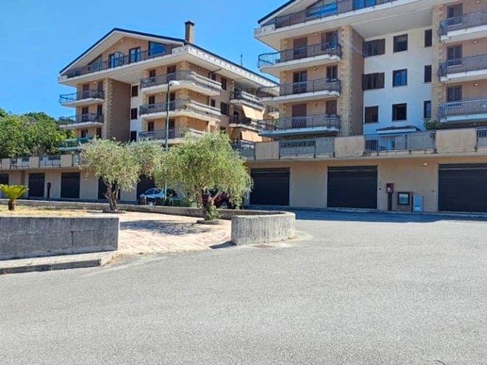 Appartamento trilocale in vendita in Via De Nardi, Mercogliano