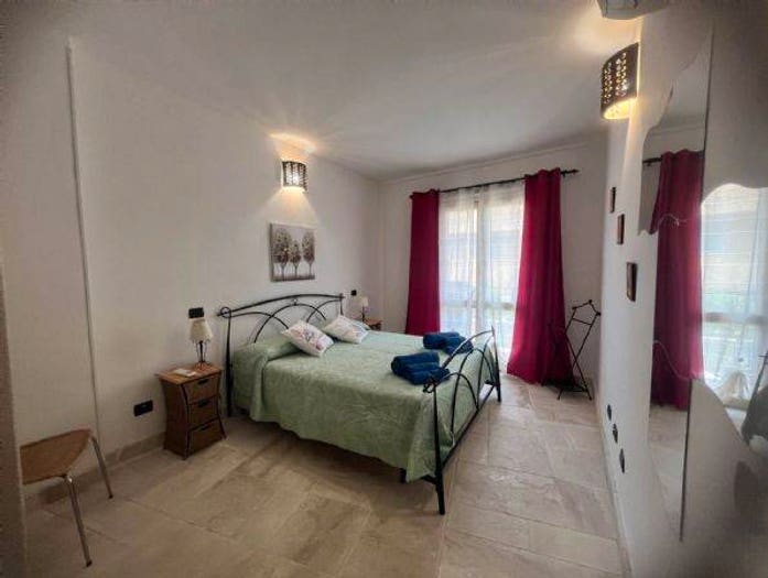 Appartamento quadrilocale in vendita in VIA DON VICO, La Maddalena