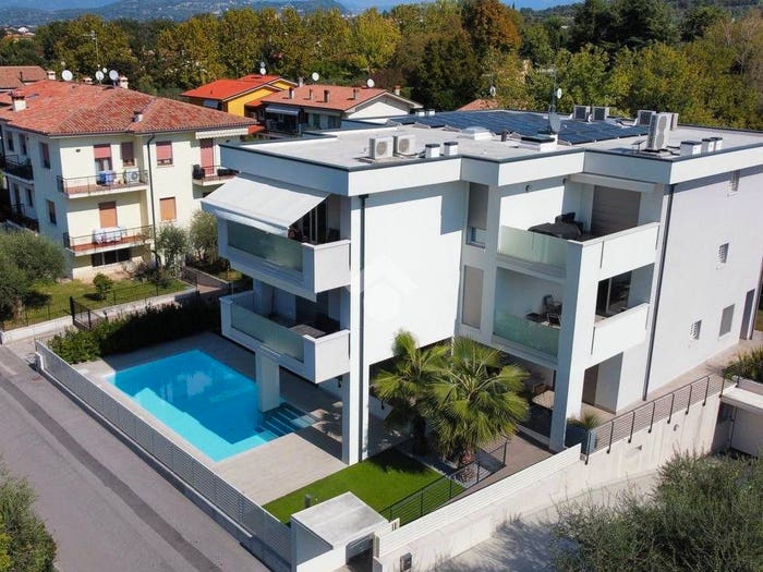 Appartamento trilocale in vendita in Via rubinare, Centro, Lazise