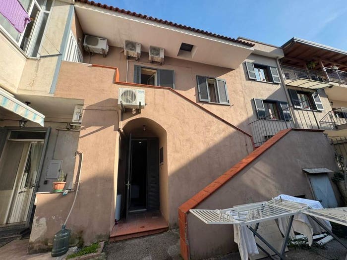 Appartamento bilocale in vendita in Via Francesco Petrarca, San Vitaliano