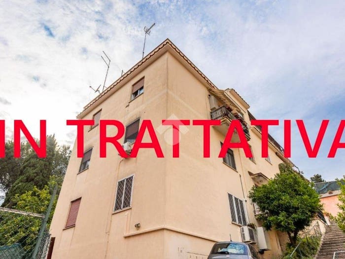 Appartamento trilocale in vendita in Via Francesco Maria Torrigio, Battistini Primavalle, Roma