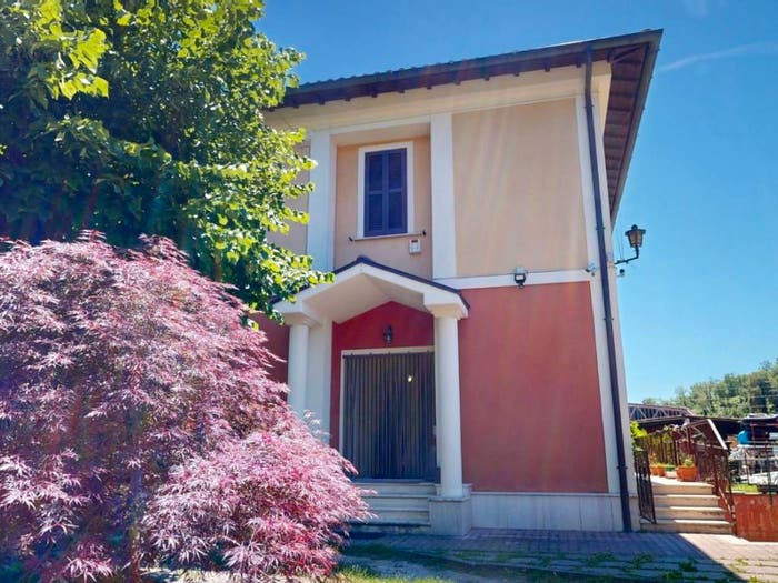Casa con 6 locali in vendita in Via dell'Informatica, Rieti