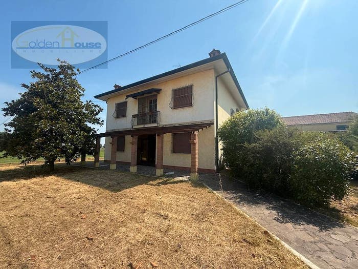 Casa con 5 locali in vendita in Via Nazionale, Argenta