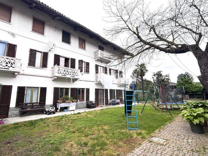 Casa con 6 locali in vendita in Stradale Cigliano, Tina, Vestignè