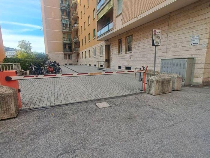 Appartamento quadrilocale in vendita in Via Ermete Zacconi, San Donato, Bologna