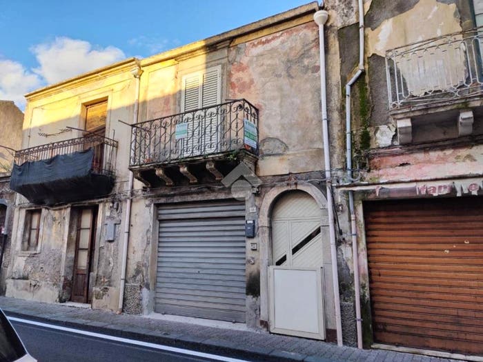 Casa bilocale in vendita in Via Regina Margherita, Gaggi