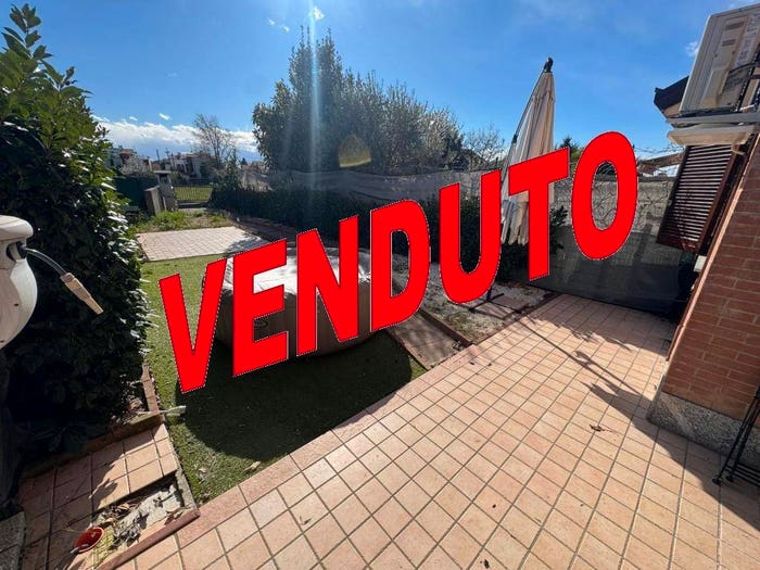 Appartamento bilocale in vendita in Via Piero Gobetti, Mozzate