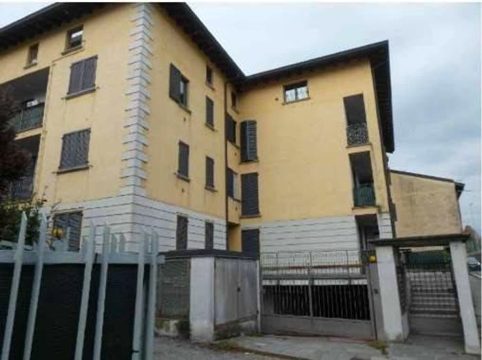 Appartamento trilocale in vendita in Via San Vigilio, Centro, Calco