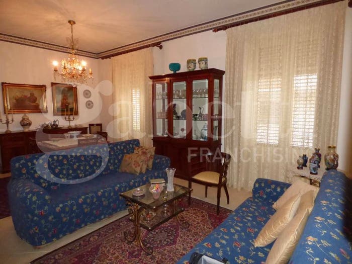 Appartamento quadrilocale in vendita in Via San Francesco D'Assisi, Centro, Bagheria