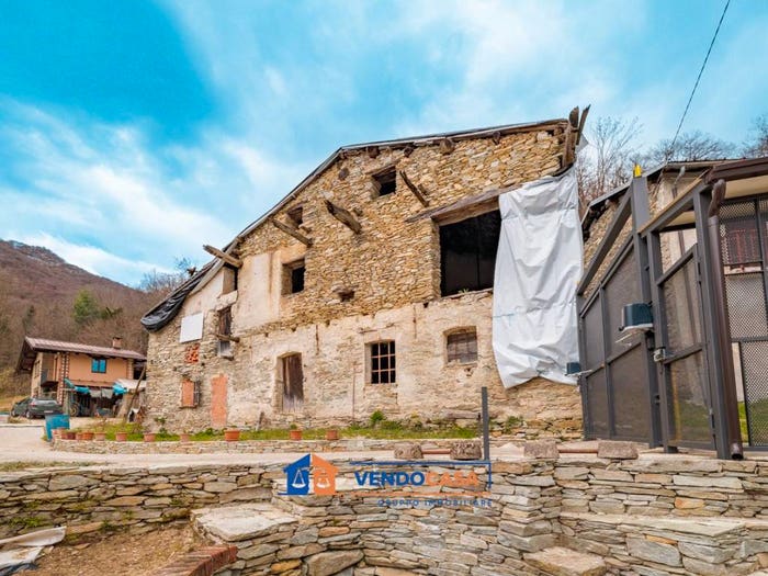 Casa in vendita in Via delle Meschie, Peveragno