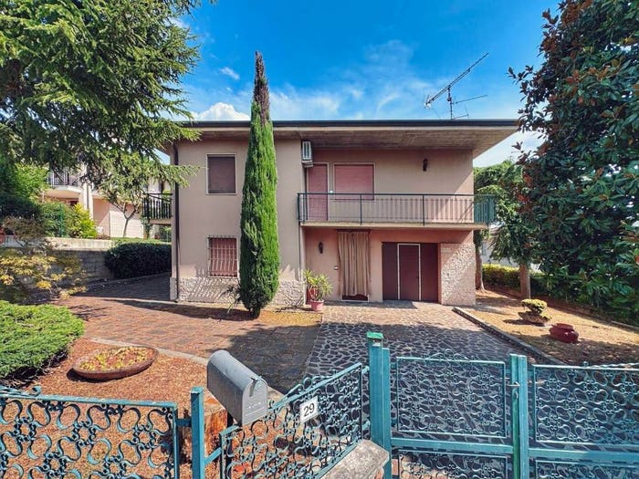 Casa con 6 locali in vendita in Centro, Castiglione delle Stiviere