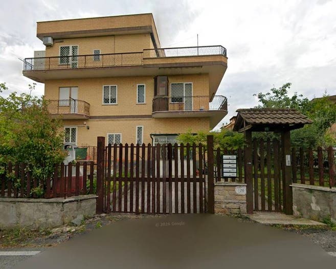 Appartamento in vendita in Via Caccamo, Borghesiana, Roma