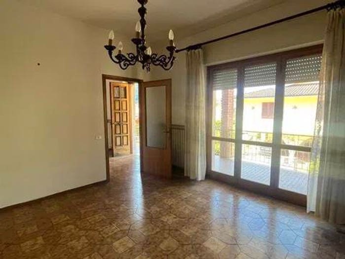 Appartamento con 6 locali in vendita in Vicolo Di Pietreto No Number, Diecimo, Borgo a Mozzano