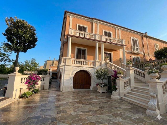 Appartamento trilocale in vendita in Via Leopoldo Siani, Centro, Cava de' Tirreni