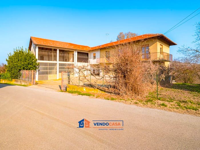 Casa quadrilocale in vendita in Località Tarditi Soprani, Novello