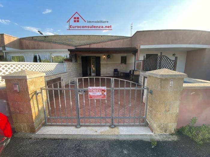 Appartamento trilocale in vendita in Via Anna Magnani, Salve