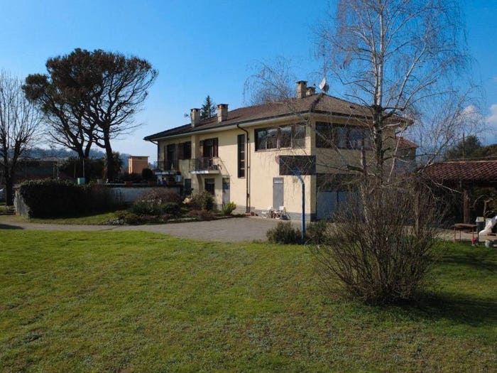 Casa con 6 locali in vendita in Via Giovanni Amendola, Centro, Cossato