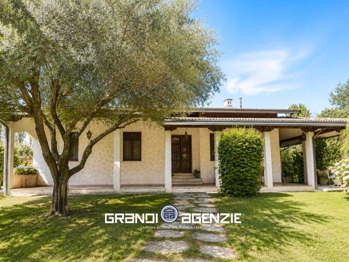 Casa con 6 locali in vendita in Via della Croce, La Croce, Preganziol